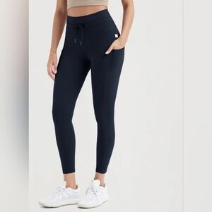 Vuori Women's Navy Leggings